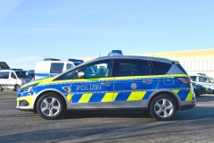 2019-12_Polizei-NRW_Ford_S-Max_01_Fahrerseite